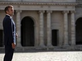 Présidentielle 2022 : « Emmanuel Macron a tout intérêt à officialiser sa candidature le plus tard possible », explique Stéphane Rozès