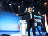 Présidentielle 2022 : Pour son dernier meeting à Arras, Marine Le Pen appelle à un « front anti-Macron »