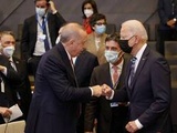 Sommet de l’Otan : Entretien « très productif et sincère » entre Biden et Erdogan