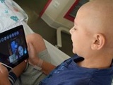Toulouse : Hospitalisé pour une leucémie, Alexis a pu « être comme à la maison » grâce au petit robot intelligent Buddy