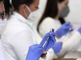 Vaccination : l’accès aux vaccins anti-Covid doit être garanti « dans le monde entier »