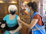 Vaccination : l’ouverture des rendez-vous pour la troisième dose anti-Covid va-t-elle allonger les délais d’attente