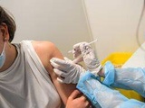 Vaccination : Vous hésitez à recevoir la 3e dose à cause des risques éventuels de perturbations du cycle menstruel