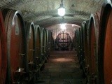 Le plus vieux vin du monde change de fût